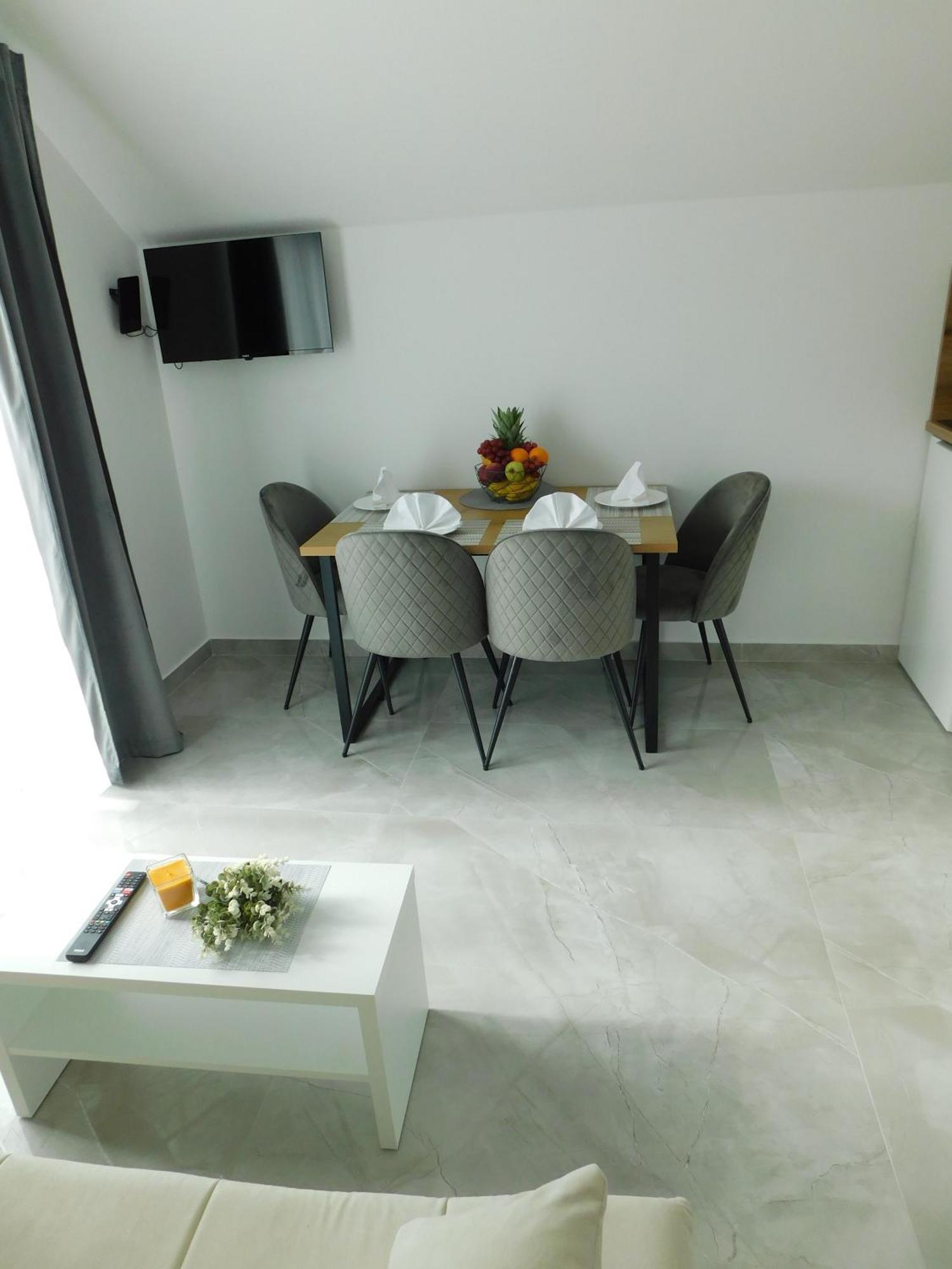 אוטוצאץ Apartman Nativis מראה חיצוני תמונה