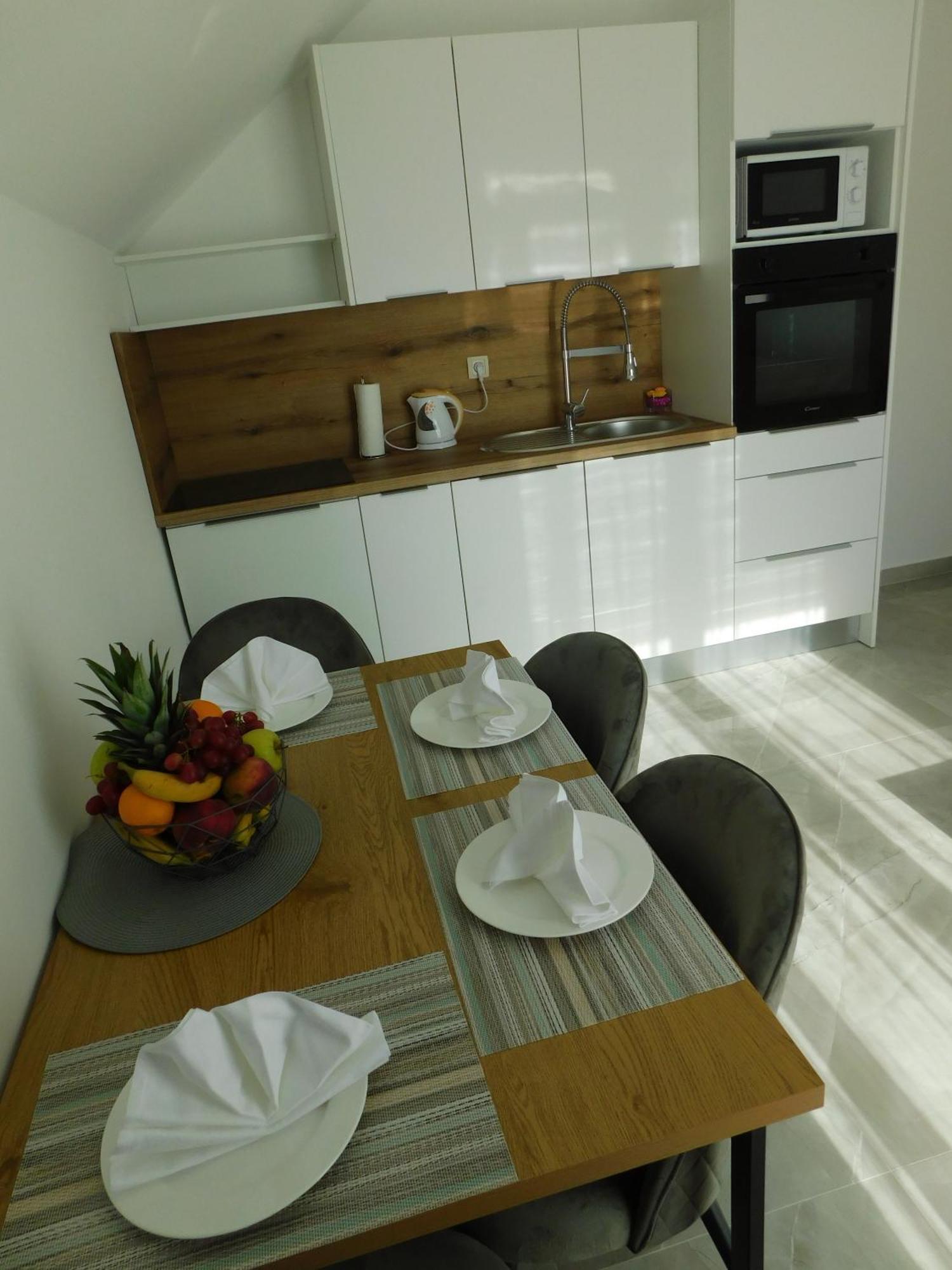 אוטוצאץ Apartman Nativis מראה חיצוני תמונה