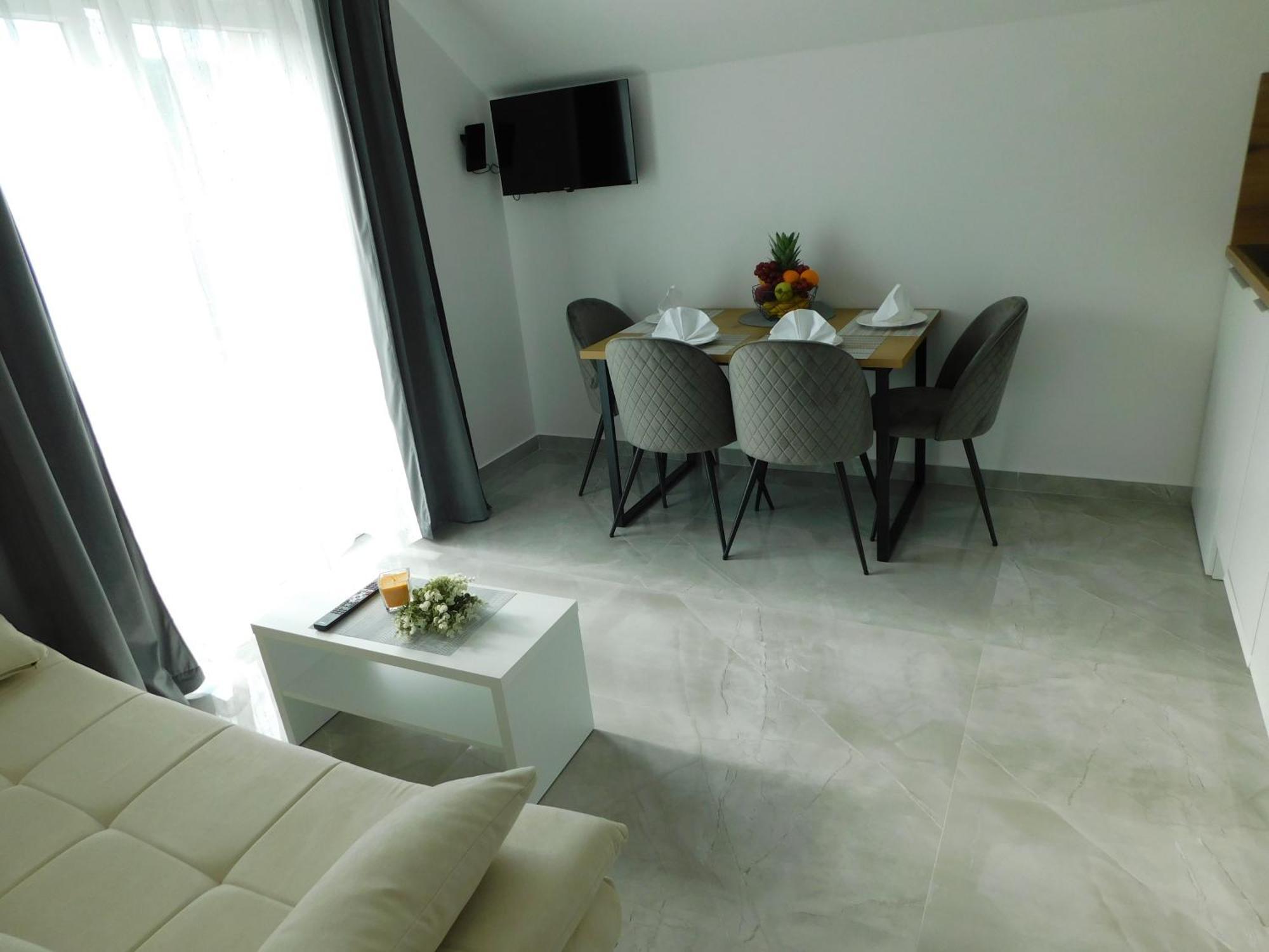 אוטוצאץ Apartman Nativis מראה חיצוני תמונה
