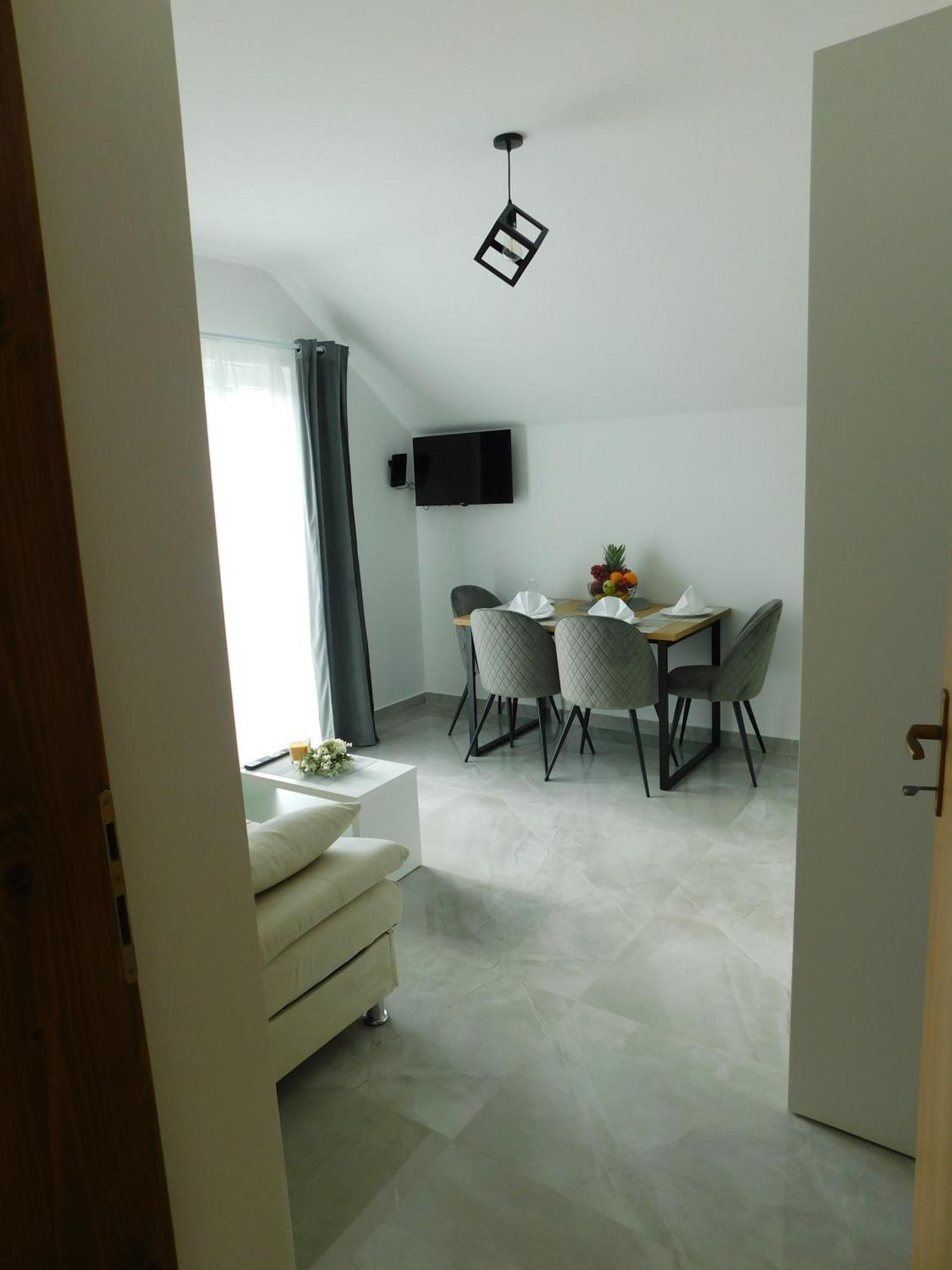 אוטוצאץ Apartman Nativis מראה חיצוני תמונה